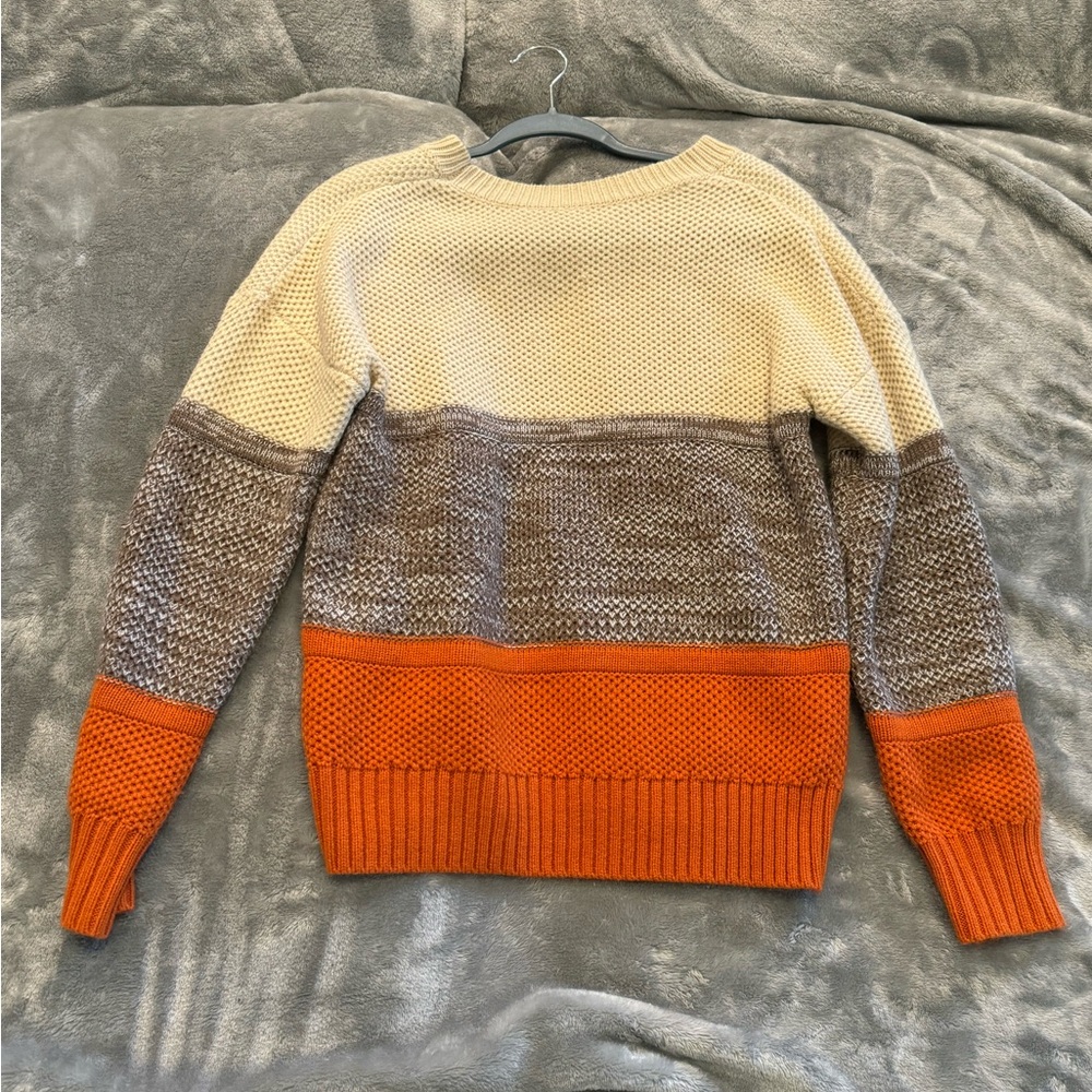Color block knit sweater